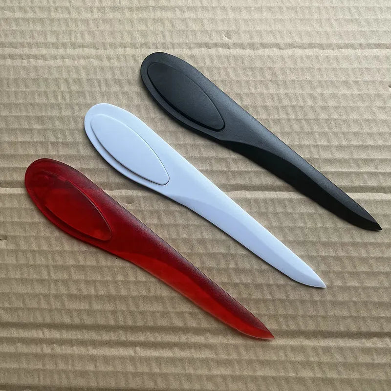 Willow Leaf Art A4 plastic paper cutter in colourful design, 16.9 cm length, PS plastic construction