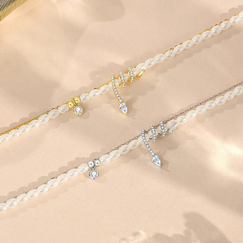 Pearl snake beaded bracelet in 925 silver with geometric snake charm and electroplated finish