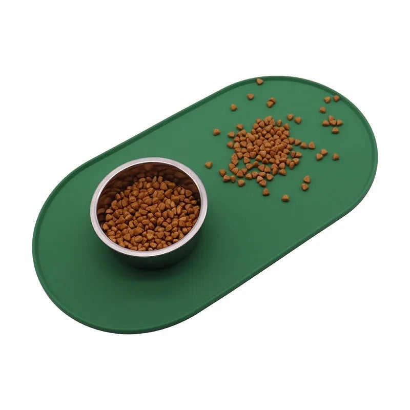 Silicone waterproof cat meal cleaning placemat in green colour showing size dimensions