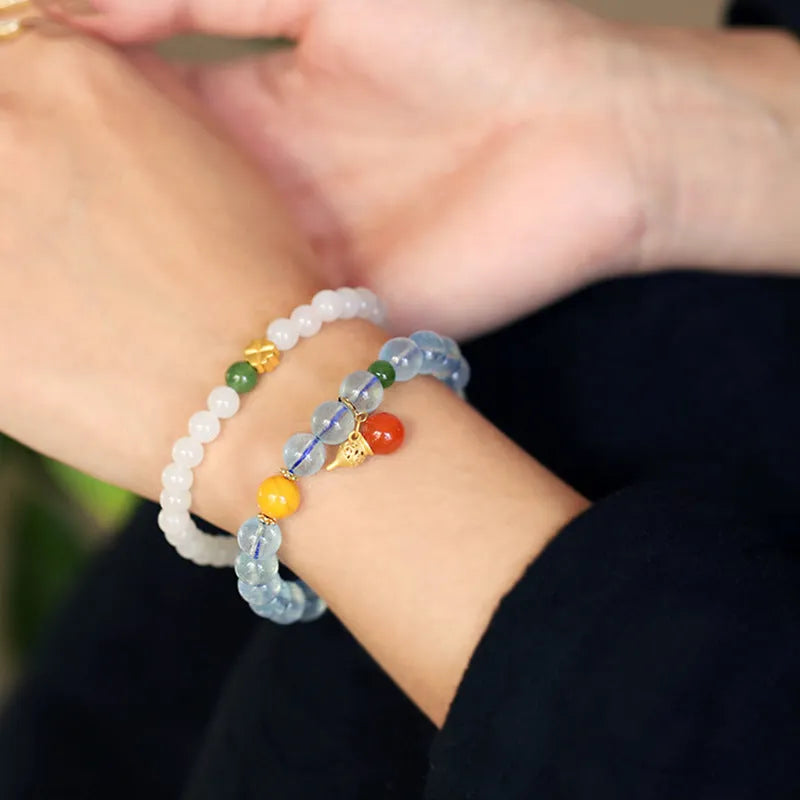 Women's bracelet with an 8mm geometric aquamarine crystal in an iced colour on a band.