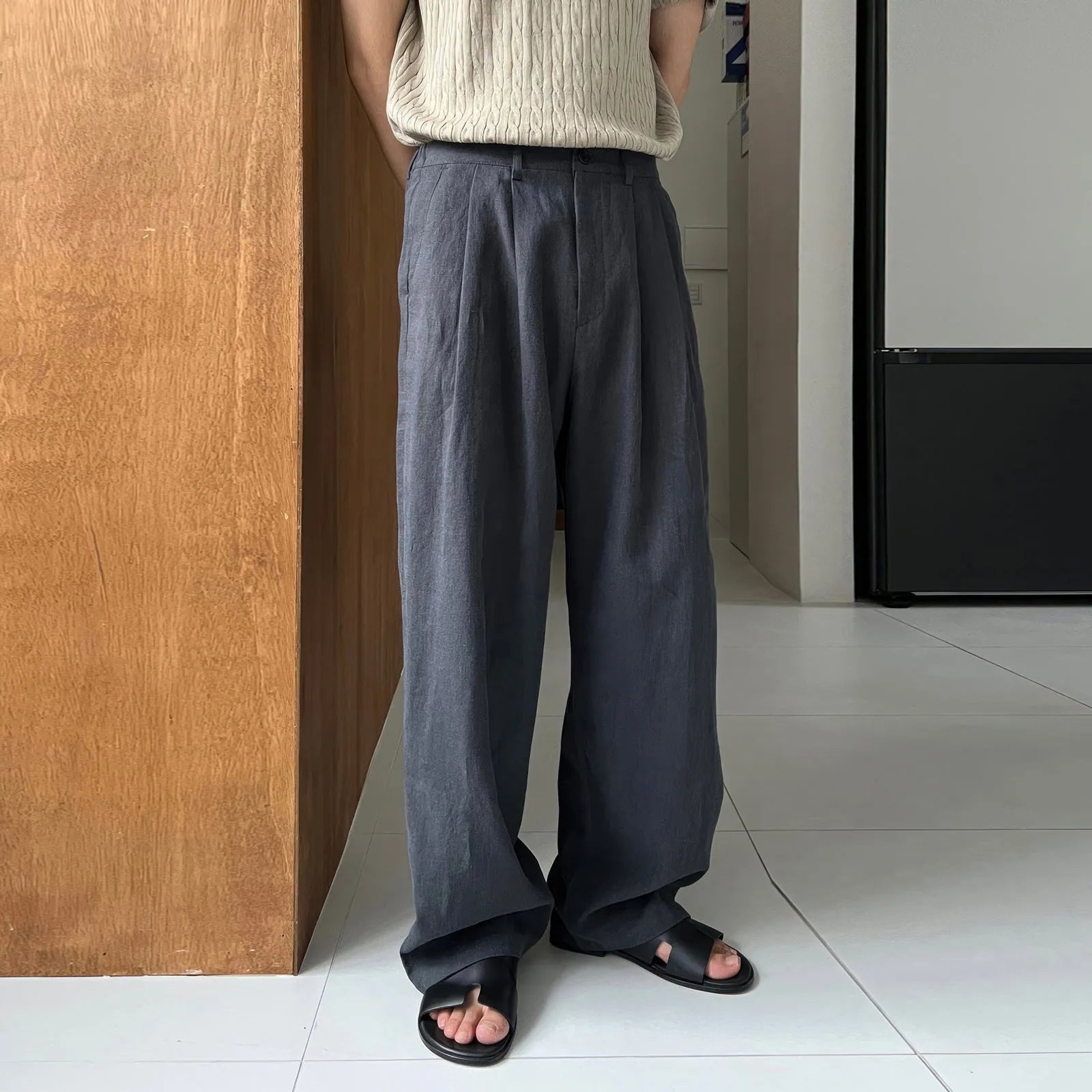 Army green polyester leisure trousers for men with drawstring waist and Japanese-inspired design