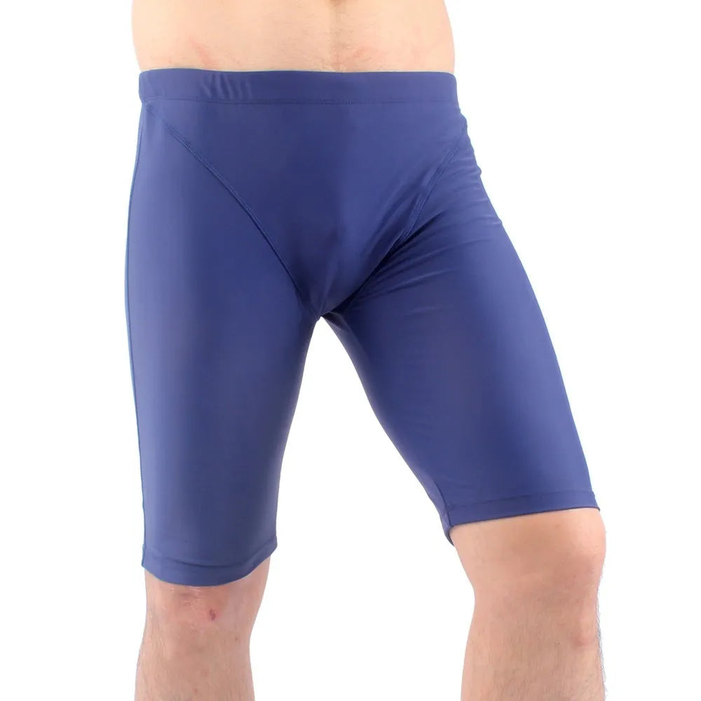 Men's green quick-drying swimming trunks with loose five-point design for swimming
