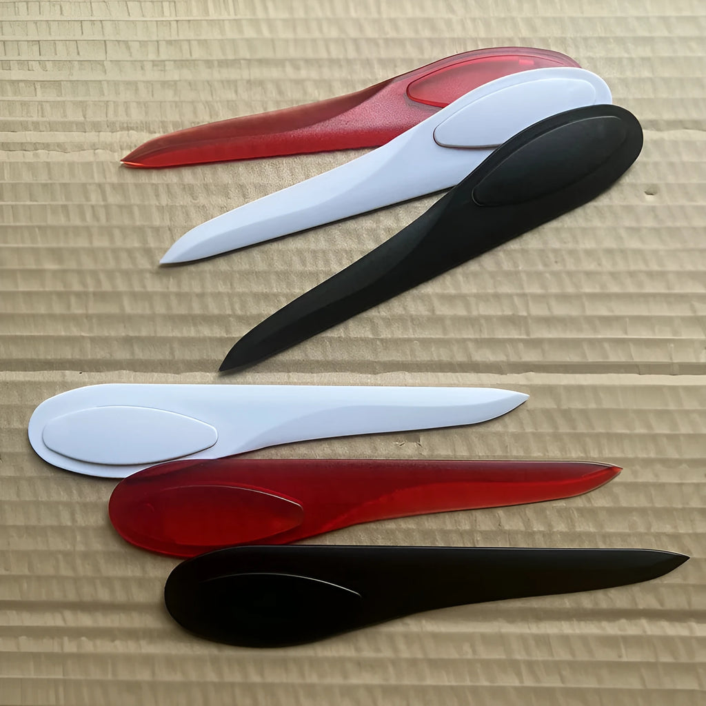 Willow Leaf Art A4 plastic paper cutter in colourful design, 16.9 cm length, PS plastic construction