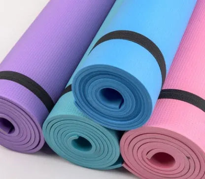 Red EVA fitness yoga mat, 173cm long, shown flat on a wooden floor.