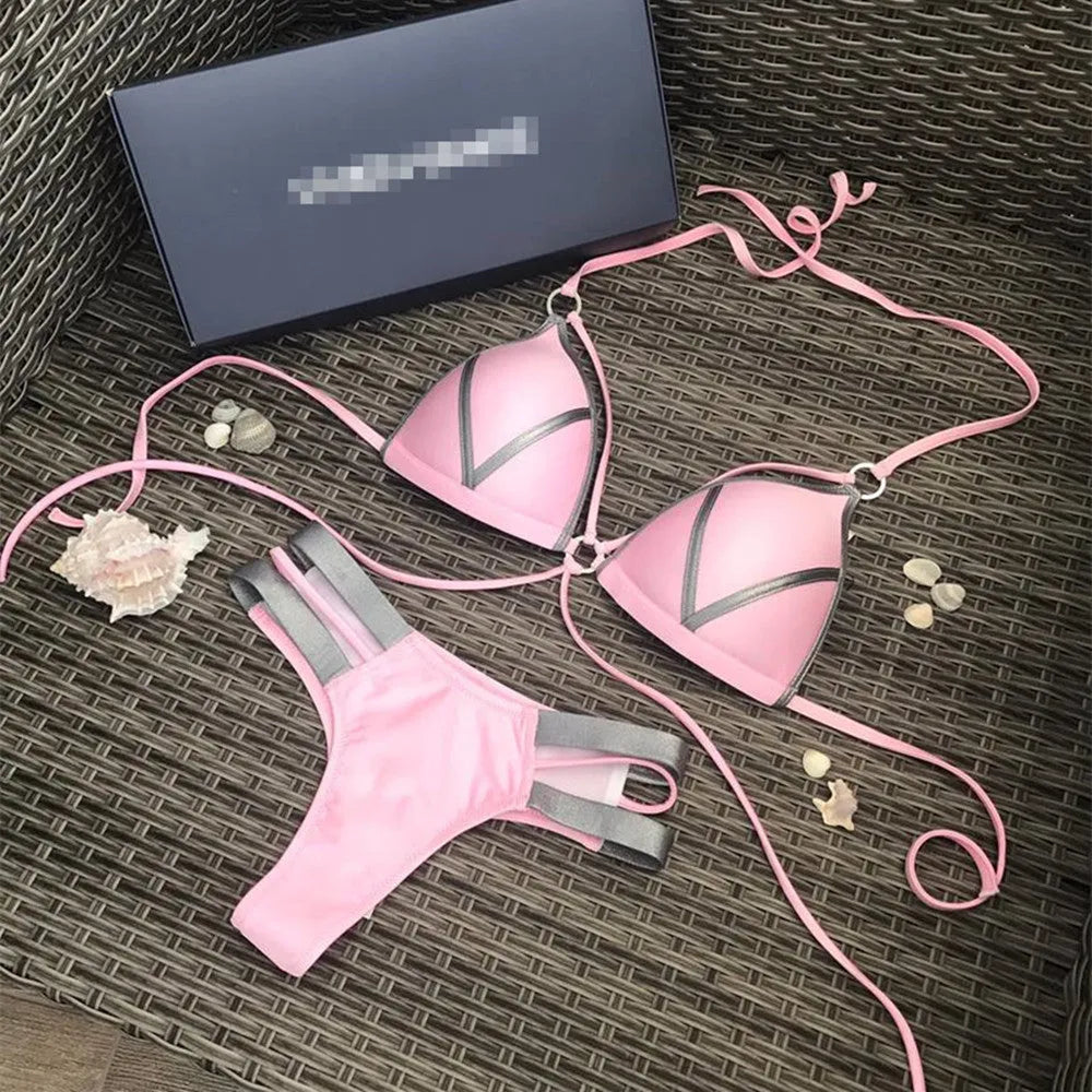 Women's padded bronzing bikini in nylon with cotton lining, no underwire, for swimming.