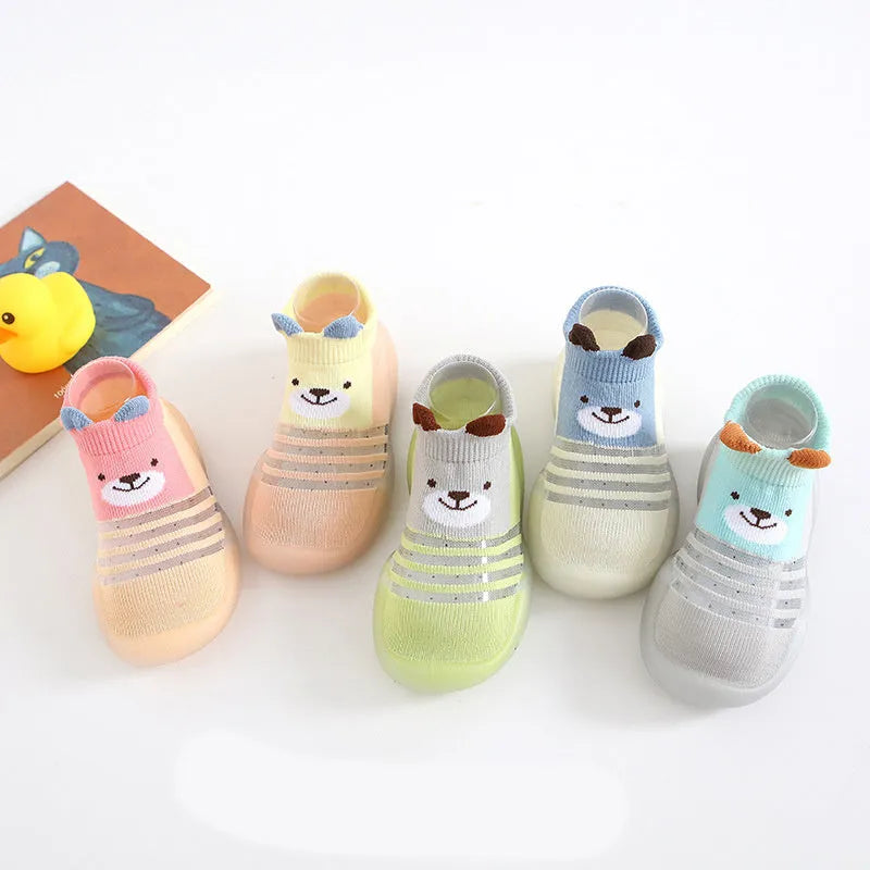 Baby toddler shoes in blue with cotton spandex upper and rubber sole, size 13.5cm