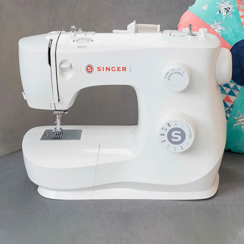 M2405 portable household sewing machine with compact dimensions