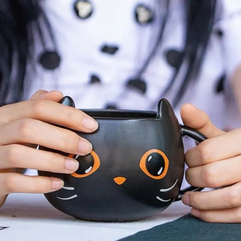 Black ceramic cat shape mug with pumpkin spoon couple decoration and 355ml capacity
