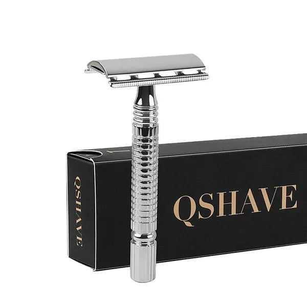 Chrome double edged safety razor with knurled brass handle and open comb head