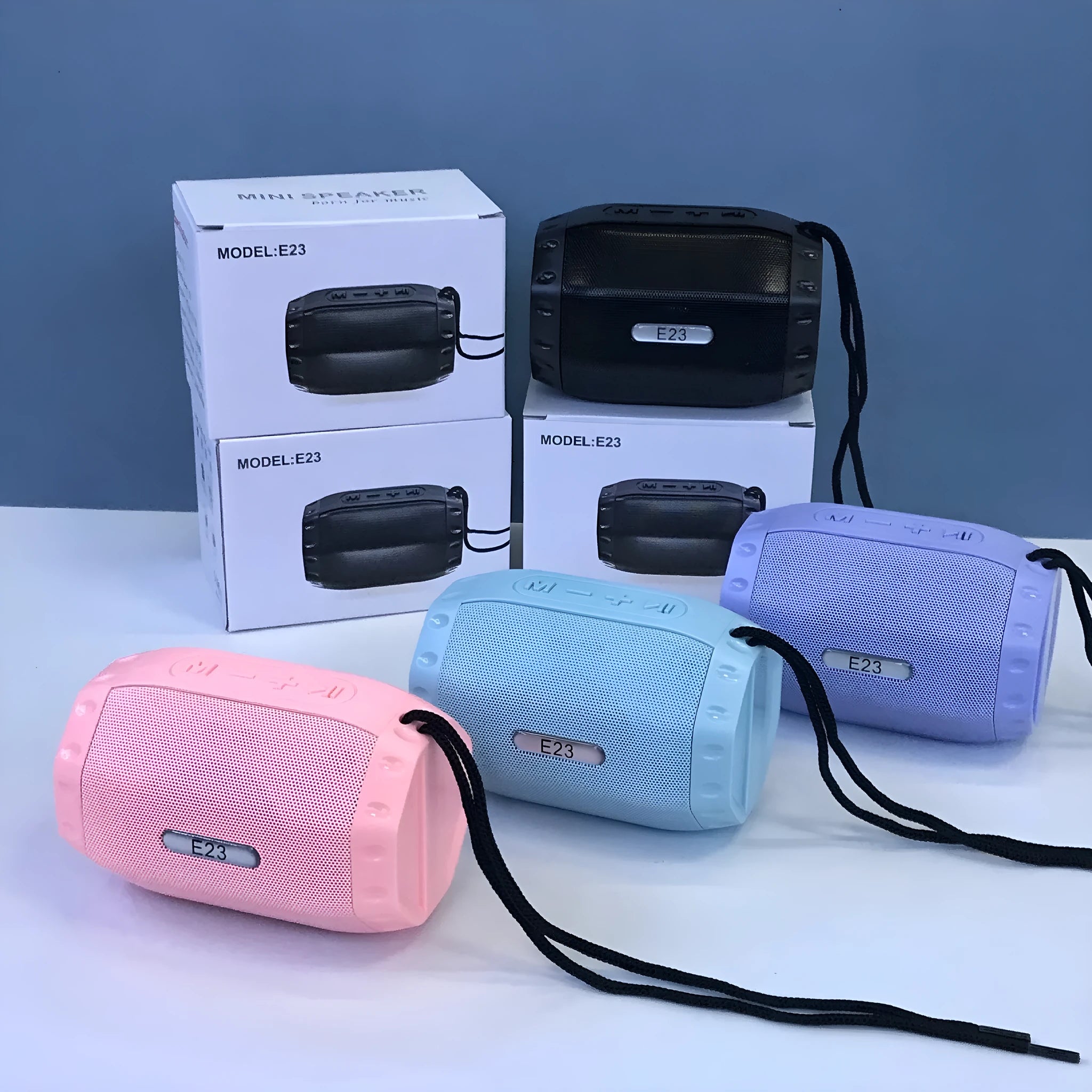 Compact wireless USB Bluetooth speaker with 1200mAh battery in multiple colour options