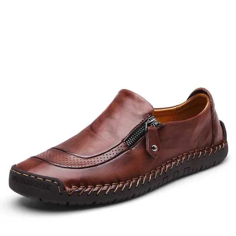 Men's casual leather shoes with artificial PU upper, round toe, flat heel, metal detail, in black