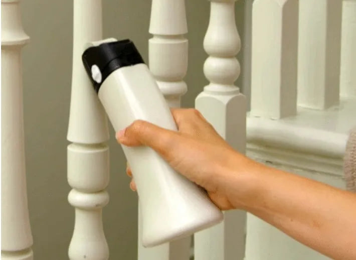 Roller paint brush with handle and replaceable 300ml sleeve for wall painting