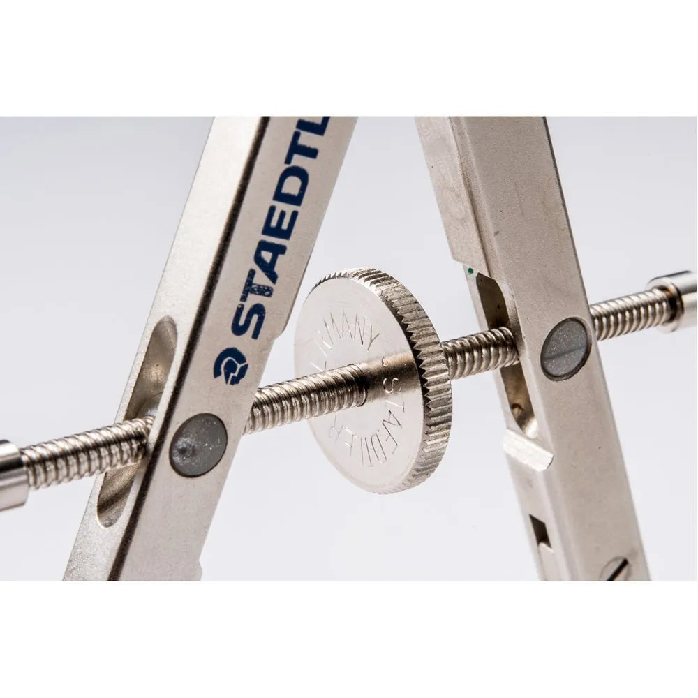 STAEDTLER steel precision car compass with telescopic rod for drawing circles up to 265mm.