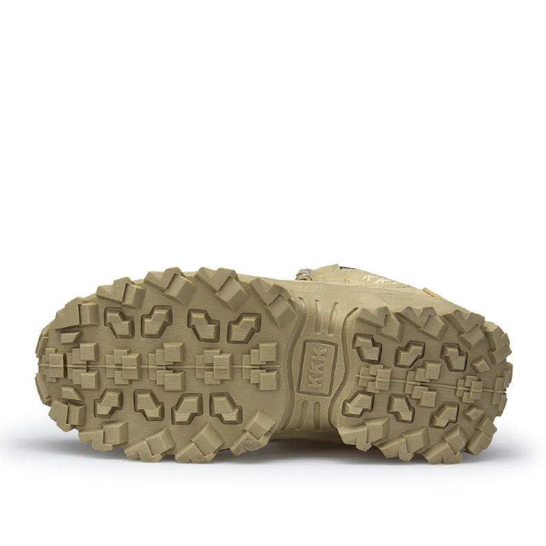 US Army Delta tactical boots for men in black and sand colours with non-slip rubber soles