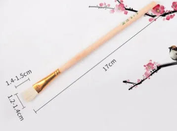 Painting pen with wool brush head and ceramic barrel for watercolour and oil tracing
