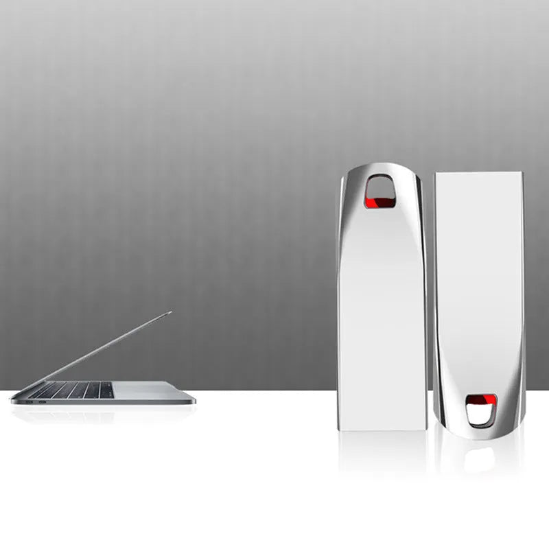 Silver metal USB disk with 2TB capacity and USB 2.0 connector.