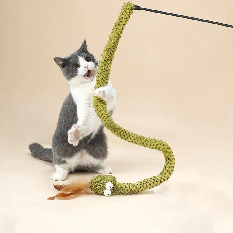 Green snake cat teasing stick toy with feather attachments on 140cm pole