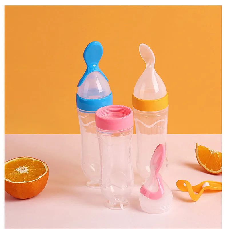 Pack of 50 clear disposable plastic cups for parties and events