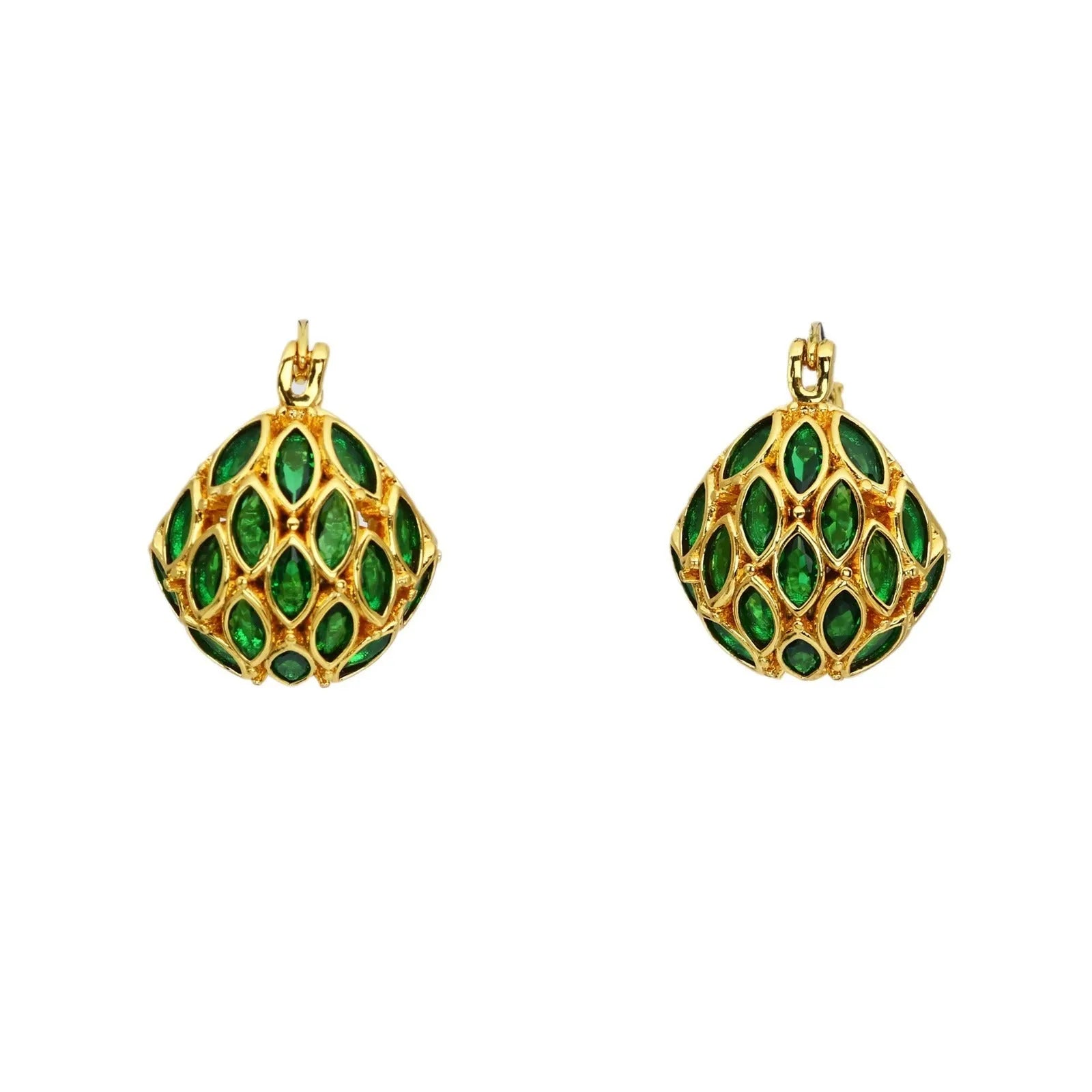 Gold copper earrings with green zircon cabochon in circular fruit shape, vintage style
