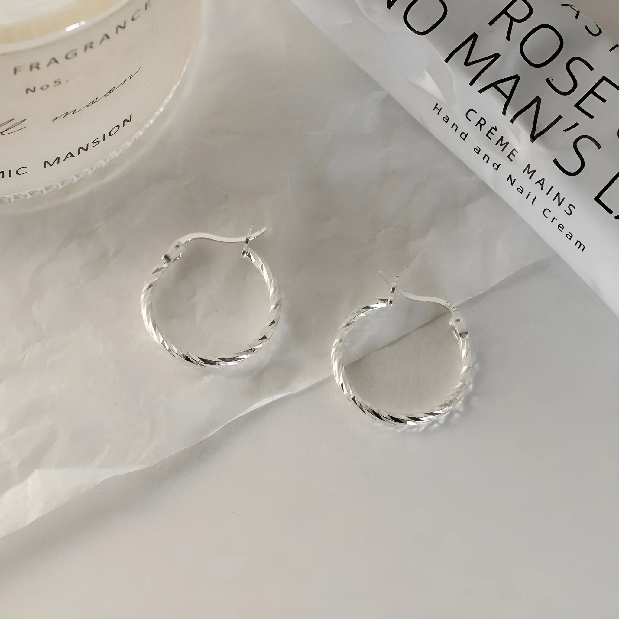 925 silver geometric round clip-on earrings with carved ring design for women Korean style