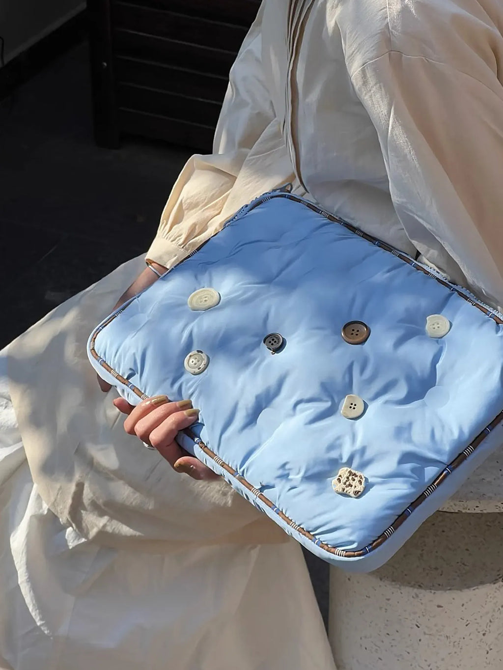 Plaid pattern nylon laptop protective case showing blue colour variant for 13.3-14 inch computers