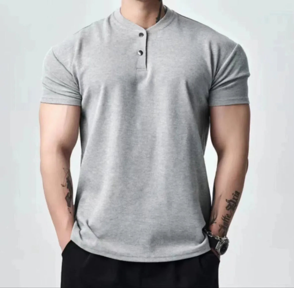 Retro men's loose fit t-shirt in polyester fabric with solid colour and pullover design