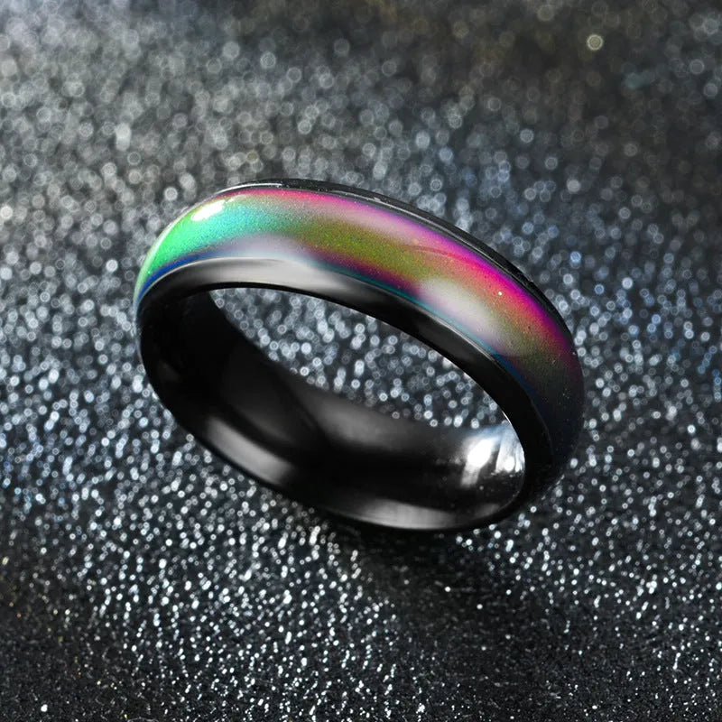 Colour changing mood ring in alloy with temperature-sensitive coating, available in black, gold, multicolor, rose gold, silver