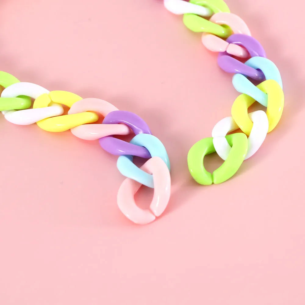 Adjustable plastic pet collar in macaron candy colours with chain details for cats dogs rabbits