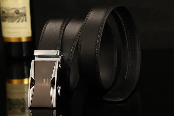 Top quality genuine full grain leather belt for men with metal buckle, available in multiple styles and sizes 110-125cm