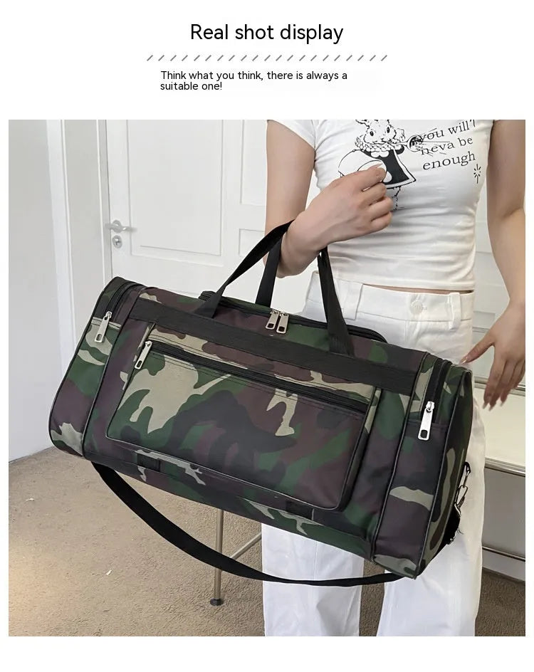 Camouflage pattern luggage bag with 20L capacity and waterproof fabric