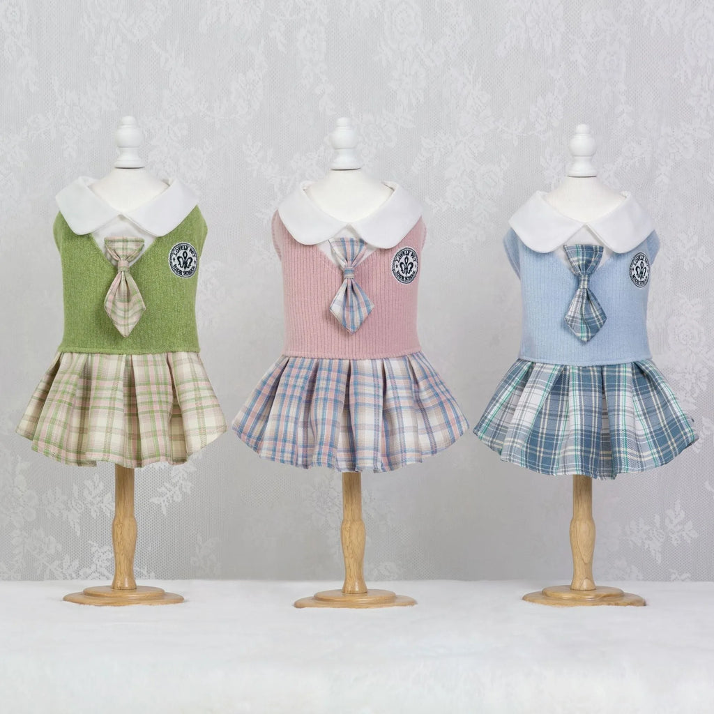 Tartan pattern pet skirt for dogs and cats in polyester fabric with princess style design