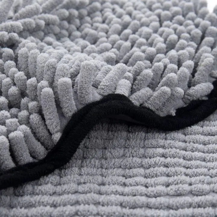 Blue quick-dry fibre dog bath robe towel for drying pets after washing.