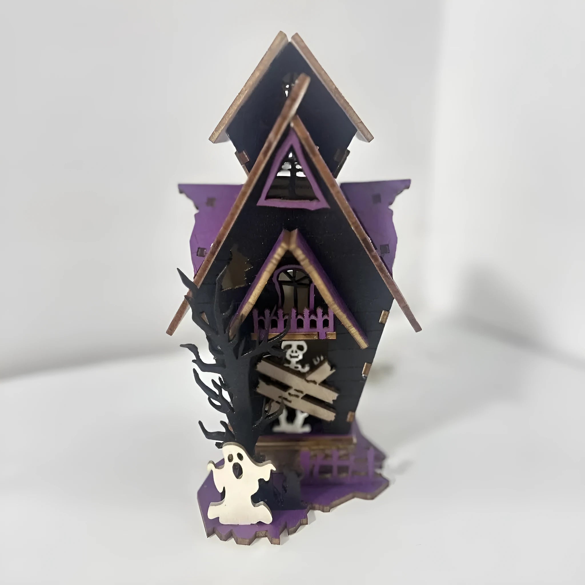 Wooden haunted house Halloween decoration with luminous finish, 14 cm wide candlestick holder