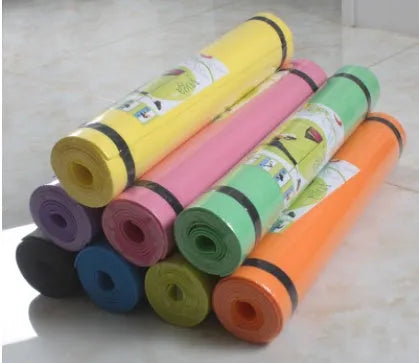 Red EVA fitness yoga mat, 173cm long, shown flat on a wooden floor.