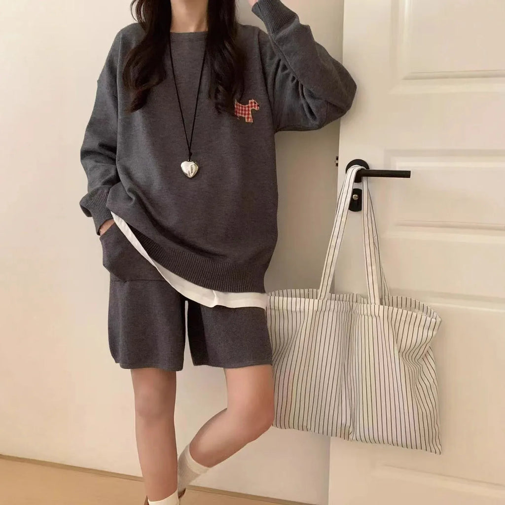 Women's casual knitted sweater shorts suit with animal embroidery in imitation cashmere fabric