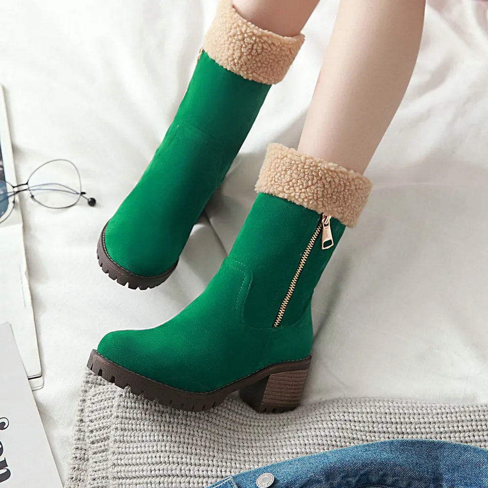 Snow boots with rubber outsoles and plush lining in black, grey, green and orange colour options