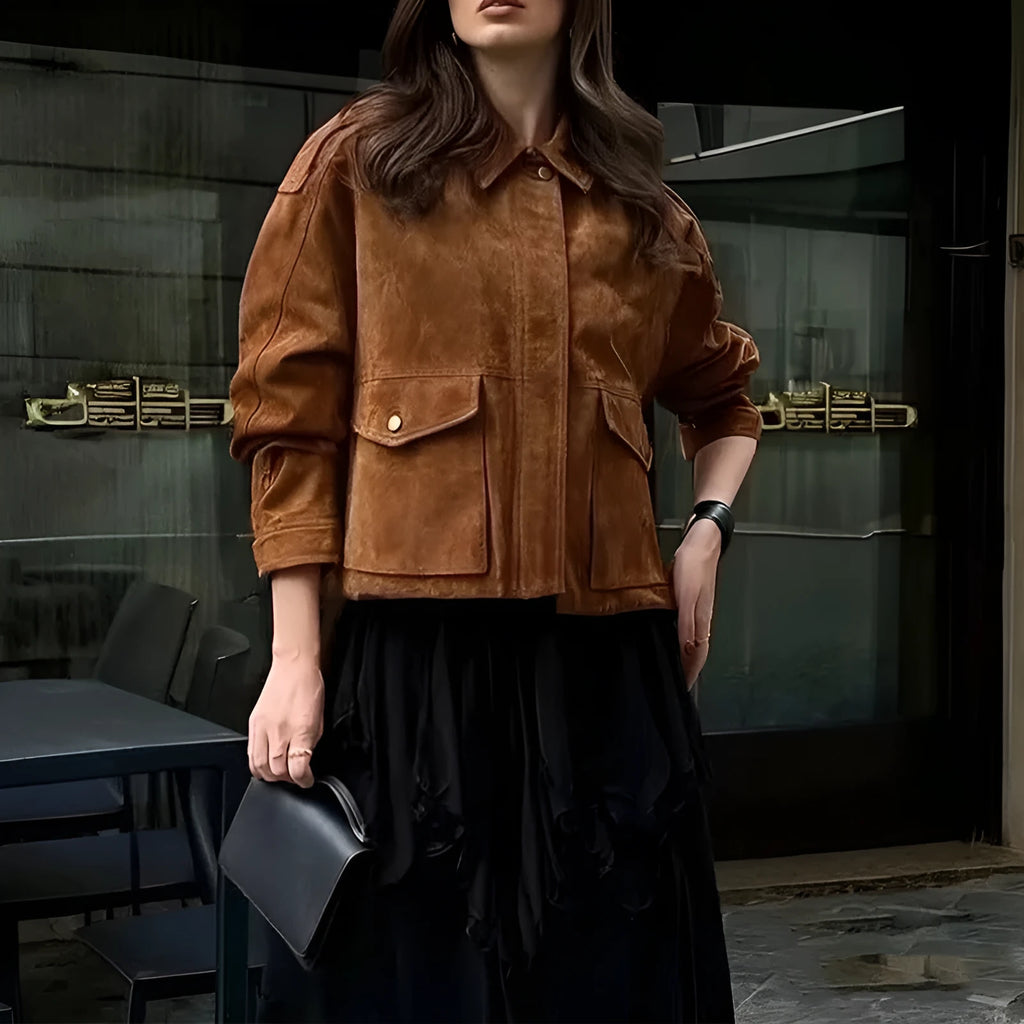 Women's street chic suede coat in brown colour with regular sleeves