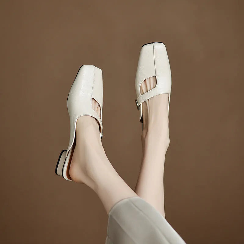 British style square head leisure slippers in black colour with artificial PU upper and low heel design