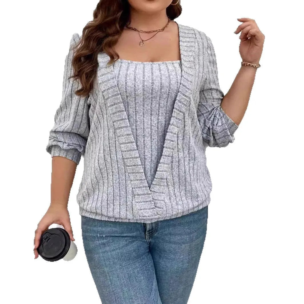 Women's solid colour rib fabric V-neck long sleeve false two-piece suit in loose fit.