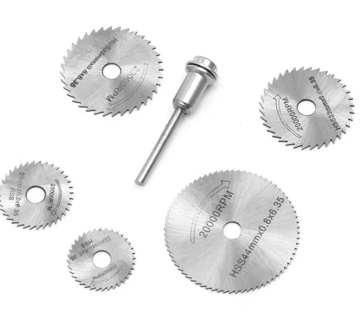 Set of 6 circular saw blades with mandrel for woodworking cutting applications
