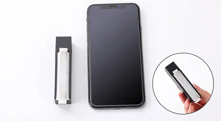 Black disposable mobile phone screen cleaner pack containing 40 decontamination wipes for portable device maintenance
