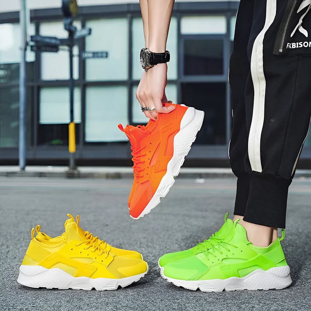 Men's mesh casual low-top shoes with lace-up front and MD sole in fluorescent colours