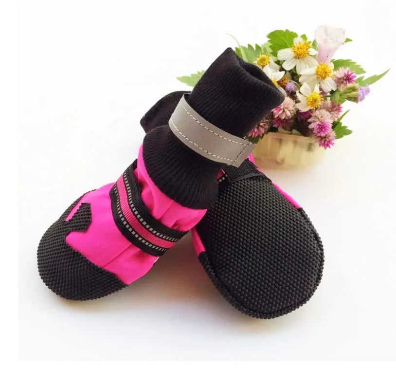 Waterproof dog boots for medium to large dogs, blue with non-slip rubber sole and reflective Velcro straps