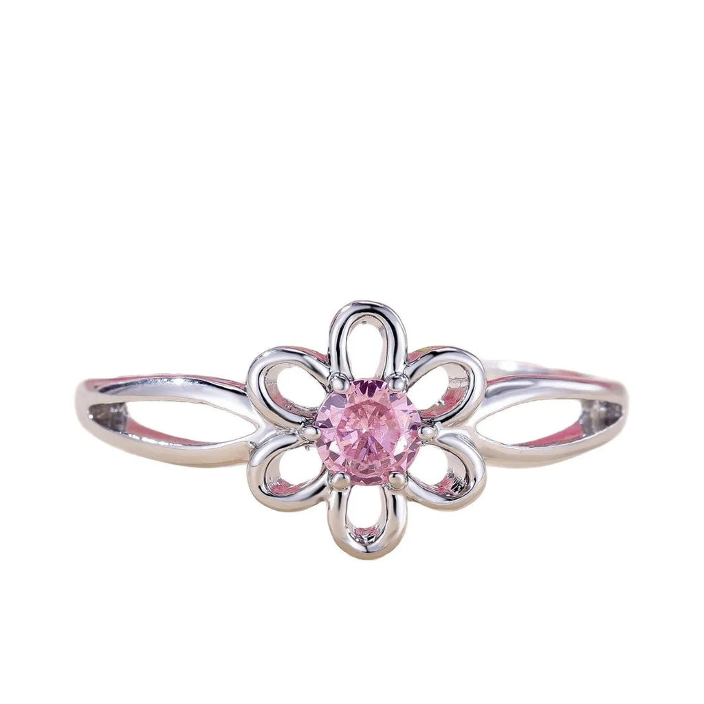 Women's hollow flower fashion ring in electroplated copper with floral design