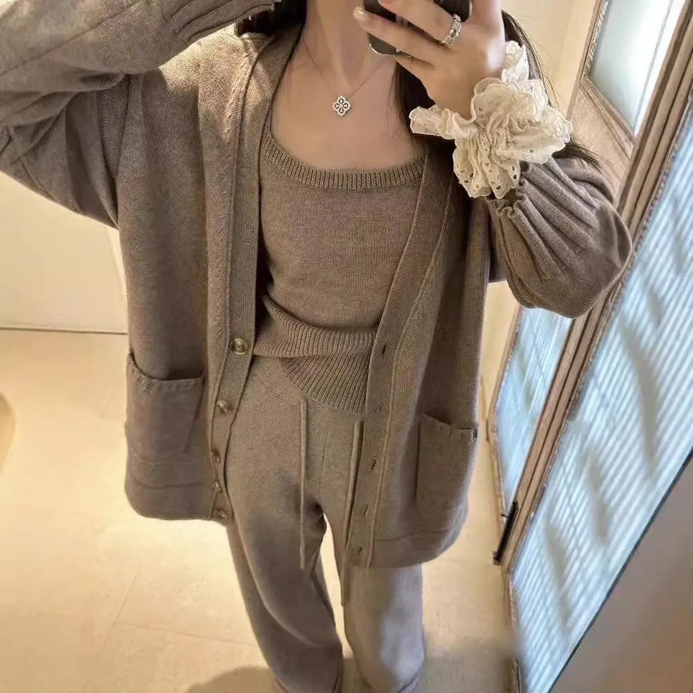 Women's knit cardigan suspender trousers three-piece set in wool blend fabric
