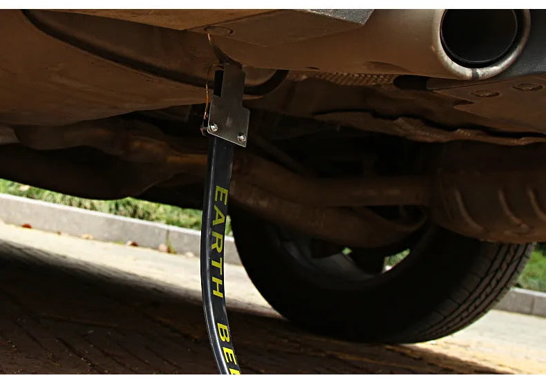 Black car electrostatic grounding chain with copper wire, measuring 370mm in length.