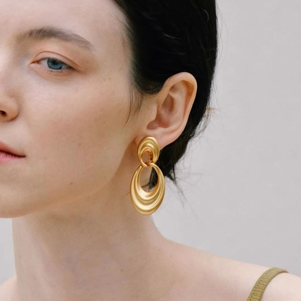 French retro double circle copper earrings with U-shaped design and plain gold finish
