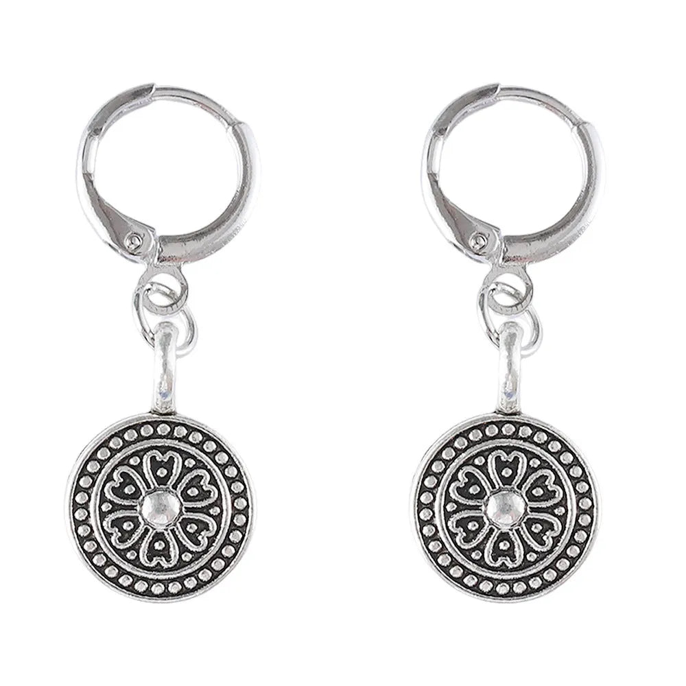 Bohemian retro distressed ethnic earrings with round geometric shape and circular prints