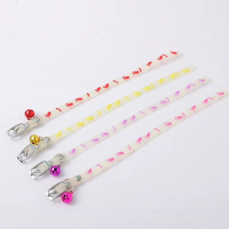 Cat luminous collar with night illumination, adjustable 29cm silicone chain and metal bell