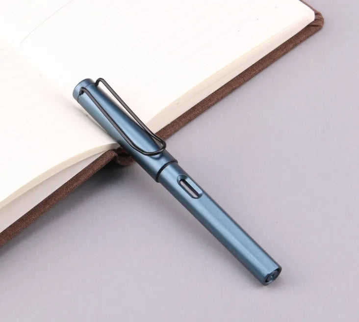 A black and a blue frosted plastic fountain pen showing 0.38mm and 0.5mm nib options.